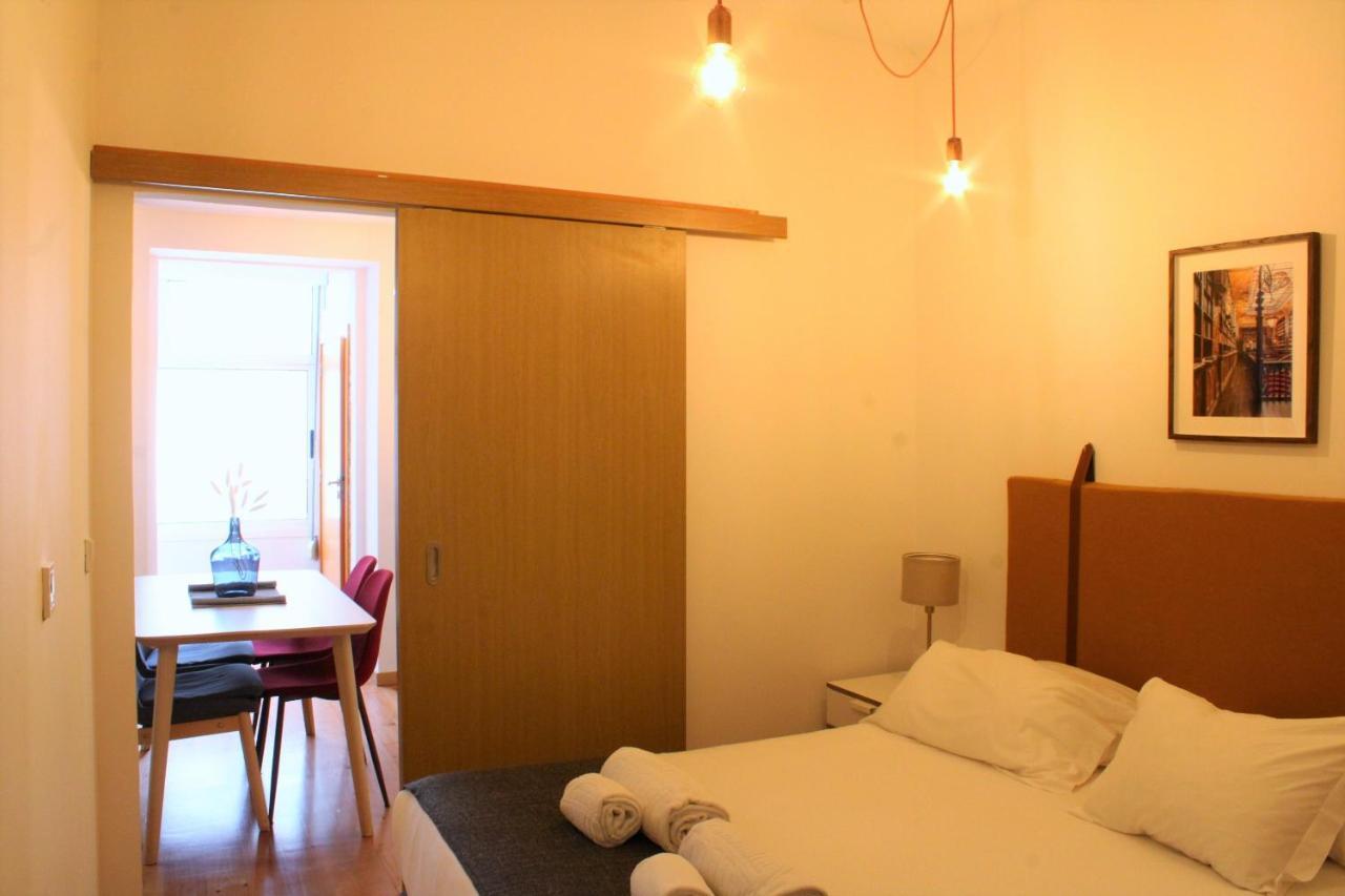 Appartamento Entreparedes Oporto